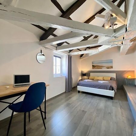 Bel Appartement - 2 Chambres - Proche Du Vieux Marche La Rochelle  Dış mekan fotoğraf