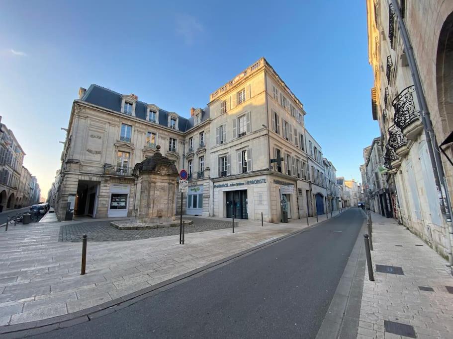 Bel Appartement - 2 Chambres - Proche Du Vieux Marche La Rochelle  Dış mekan fotoğraf